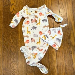 Caden Lane nightgown with hat set, size 0-3mo, safari animal print